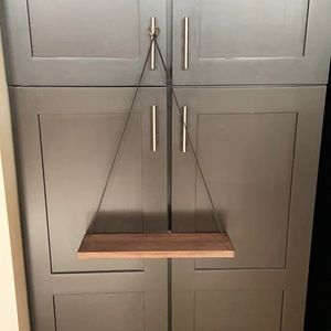 Set of 2 wood shelves